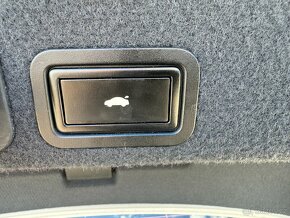 AUDI A6 C7 3.0TFSi 220kW Quattro S-Line Výbava - 20