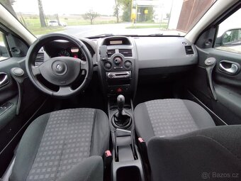 Prodám Renault Megane 1.4i 16V 72Kw r.v.2007 - 20