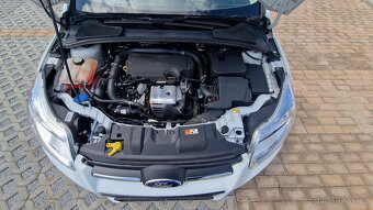 Ford Focus Rv.2012 benzín 123tkm - 20