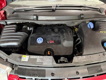 Volkswagen Sharan 1,9 TDI BUSINESS TAŽNÉ 7 MÍST - 20