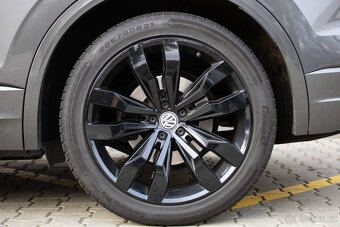 Volkswagen Touareg 2018 - 20