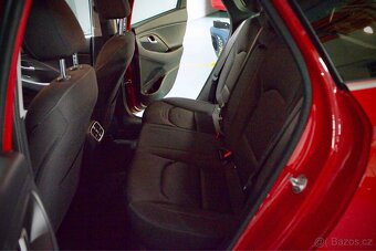 HYUNDAI i30 kombi 1.4 T-GDI DCT All Inclusive - 20