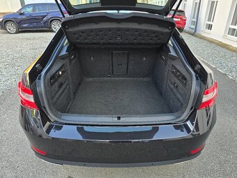 SUPERB III 2,0TSI 200kW 4x4 DSG STYLE KAMERA NAVI ACC ČR DPH - 20