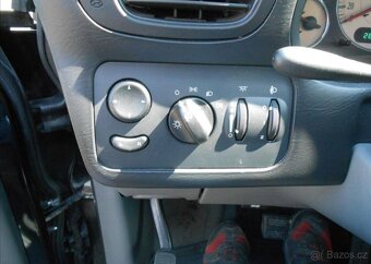 Chrysler Voyager 2,8 110 kW nafta - 20