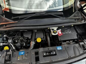 Renault Grand Scénic 1.5 dCi Navi 7 míst ALU kola Rok 2014 - 20