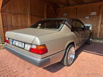 Mercedes Benz w124 coupe 300 ce - 20