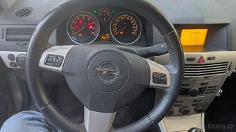 Opel Astra H 1.6 benzín 2008 75kw z167 z16xer - 20