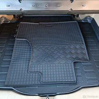 Prodám Hondu CR-V 4x4 - výbava EXECUTIVE - 20