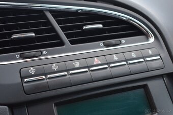 Peugeot 5008 1.6 HDi/PANORAMA/MANUÁL/2009/ - 20
