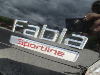 Škoda Fabia 1.6i Sportline - 20