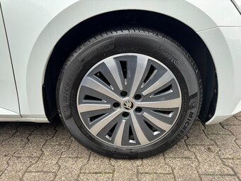 Škoda Superb 3 2.0 TDI 110kW DSG Tažné CANTON Kamera Navi - 20