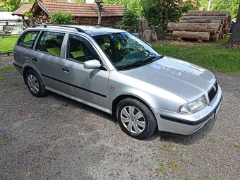 Škoda octavia 1 combi 1,6 - 20