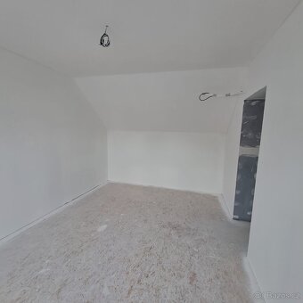 Prodej rodinného domu 135 m², pozemek 207 m² Nádražní, Uhers - 20