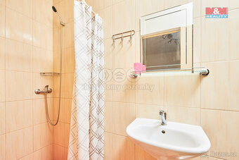 Prodej hotelu, penzionu, 185 m², Horní Planá, ul. Palackého - 20