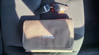 JEEP CHEROKEE 2016 3.2 V6 202kW LATITUDE,NAJETO 100 000KM - 20