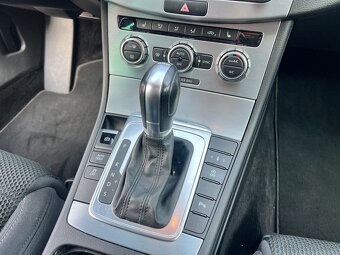 Volkswagen CC - 2.0 TDi 135 kw DSG - 20