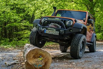 Jeep Wrangler Mountain 3,8 V6 LPG A/T 4x4 aj na splátky - 20