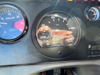 TŘÍSTRANNÝ SKLÁPĚČ TATRA TERNO - 20