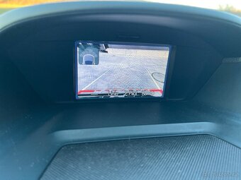 Ford Grand C-Max 2.0 TDCi 2013 Titanium PowerShift 7 míst - 20