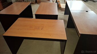 Stůl kancelářský Pracovní stůl - 20