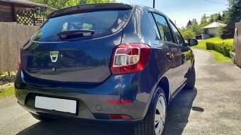 Málo jetá  velice zachovalá Dacia Sandero 16V-motor 4 válec. - 20