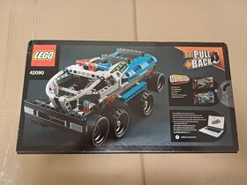 LEGO Technic 42090 Útěk v teréňáku - 2
