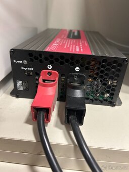 Mean Well PB-600-24 Nabíječka olověných akumulátorů 24V - 2