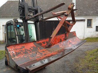 Sněhová radlice za traktor 300cm - 2