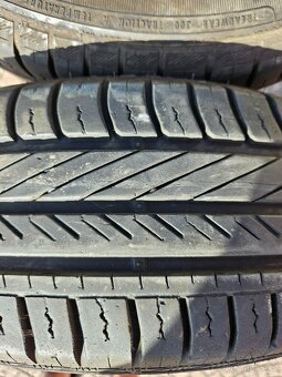 Goodyear 185/65/R15 - 2