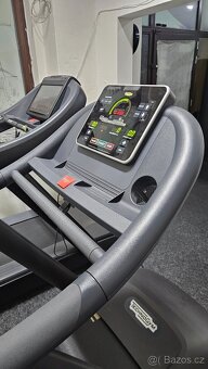 Technogym Run Jog Forma profi pás, další stroje - 2