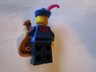 Lego figurka pro castle zpěvák bard - 2