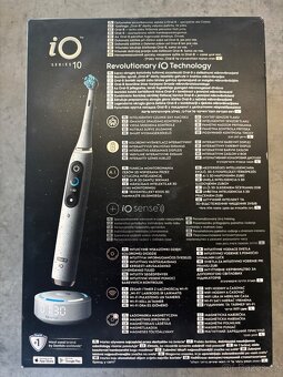 Oral B iO 10 series - 2