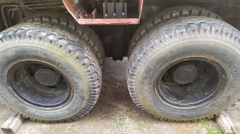 Kola z Tatra 815 11.00 R20 - 2