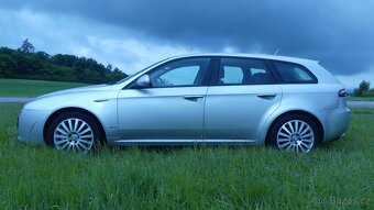 Alfa Romeo 159 2.4JTDm SW Q-tronic 185 tis km - 2