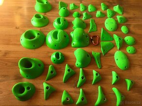 Nové lezecké chyty THEREX Boulder set - 44 kusů - 2