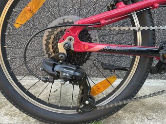 Scott Contessa 20 - 2