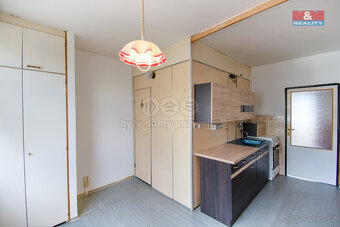 Prodej bytu 3+1, 74 m², Vsetín, ul. Ohrada - 2