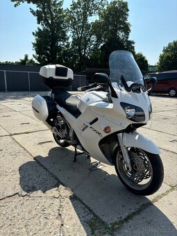 YAMAHA FJR 1300 - 2