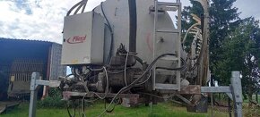 Prodám cisternu Fliegl-výměnný systém na třípat. podvozek - 2