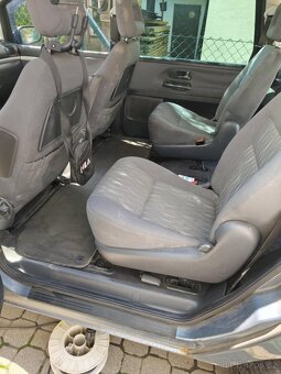 Ford galaxi - 2