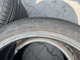 Letní 2ks 225/40 a 2ks 255/35 R18 bravuris 5 - 2