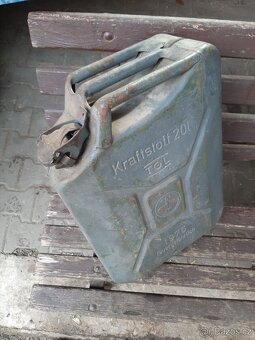 Plechový kanystr 20l - 2