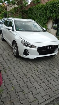 Hyundai i30 combi 1.0,88 kw - 2
