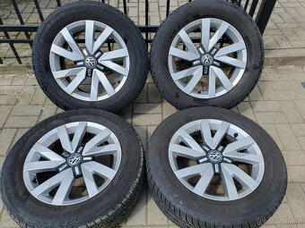 Alu kola vw 5x112 r16 6,5j et41zimni pneu 215/60/16 - 2