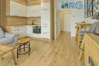 Pronájem bytu 1+KK, 26 m2, s balkonem a garážovým stáním, Fo - 2