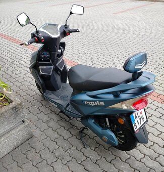 Prodám elektrický skútr HECHT EQUIS - 2
