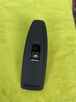 Plastové díly BMW F30 - 2