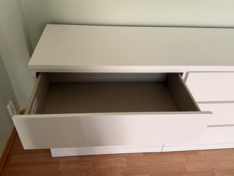 Komoda MALM + přebalovací pult - 2
