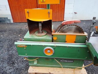 Čepovací frézka Schneider - 2