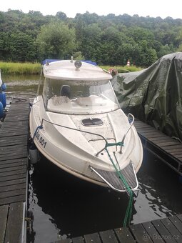 kajutová motorová laminátová loď Bluestar Ventura - 2